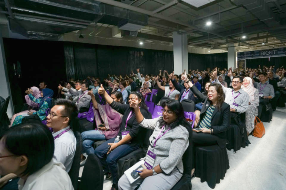 Audience at Chad Bond presentation